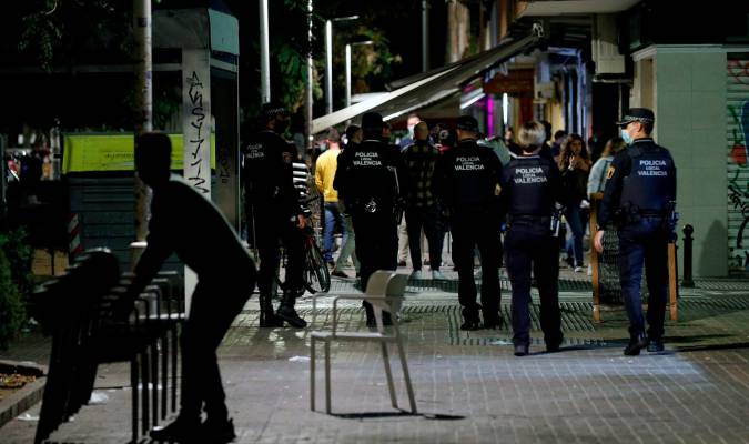 La Junta no contempla restringir la entrada y salida de Andalucía