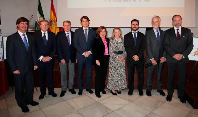 Los Premios Talento reconocen a personalidades del mundo de la empresa, la ciencia y la cultura de Andalucía