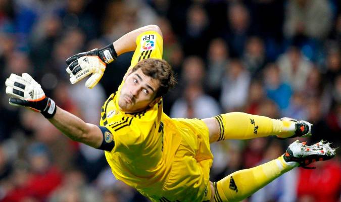 Iker Casillas confirma su retirada deportiva