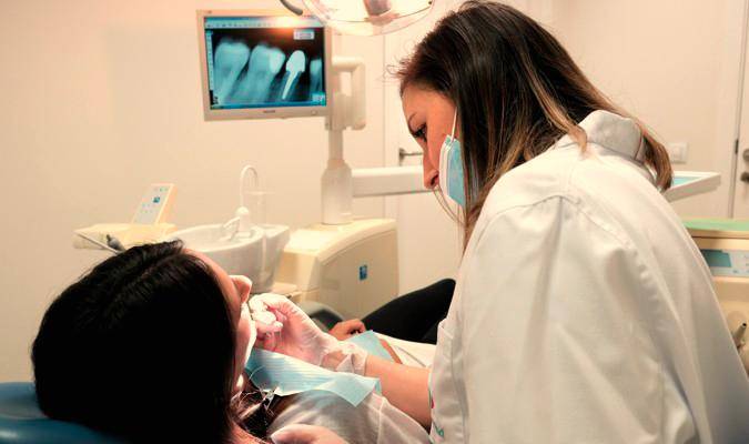 La diabetes mal controlada triplica el riesgo de tener periodontitis