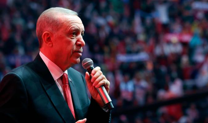 Erdogan pide defender a la familia ante la «amenaza de la homosexualidad»