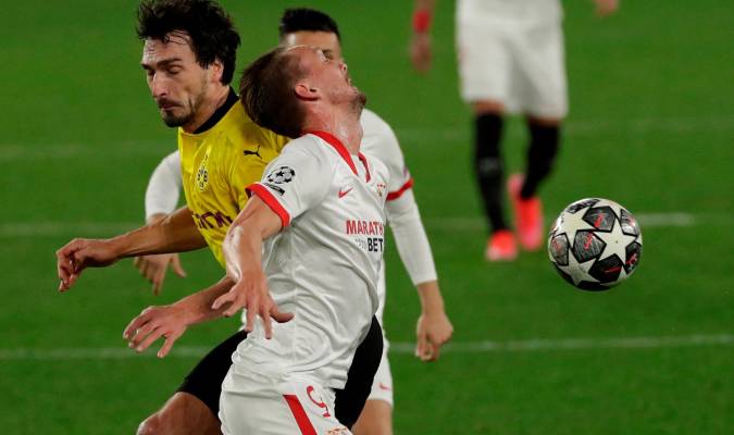 De Jong da esperanzas para una complicada vuelta en Dortmund (2-3)