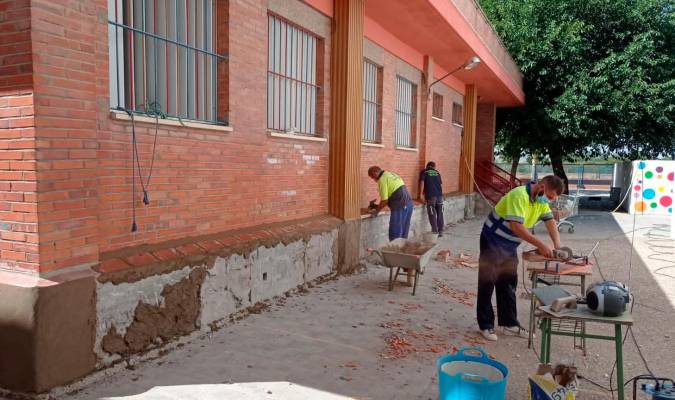 Obras de mantenimiento y mejora en los colegios de La Algaba aprovechando el verano (Foto: Ayuntamiento de La Algaba)