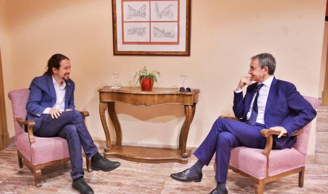 El vicepresidente segundo, Pablo Iglesias, se reúne con el expresidente del Gobierno José Luis Rodríguez Zapatero en El Escorial. / Dani Gago