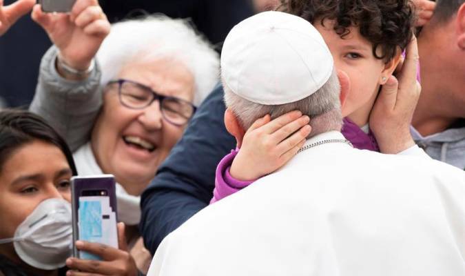 El Papa suspende un encuentro con el clero por una leve indisposición