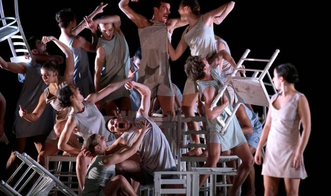 Un momento de la coreografía ‘Whim’, del sueco Alexander Ekman. / Fotografía: Javier del Real