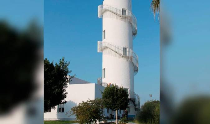 Los Palacios recupera la Torre del Agua para remirar su Historia medio siglo después