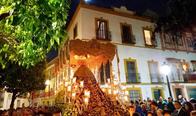 Cómo disfrutar de la Semana Santa de Sevilla por primera vez sin morir en  el intento
