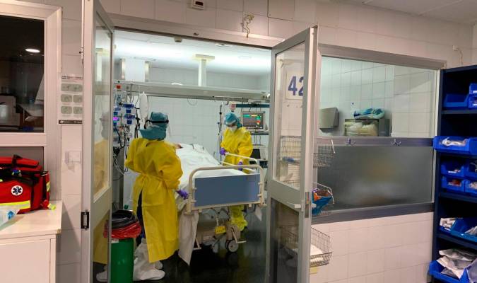 Andalucía sube un solo hospitalizado pese a los brotes