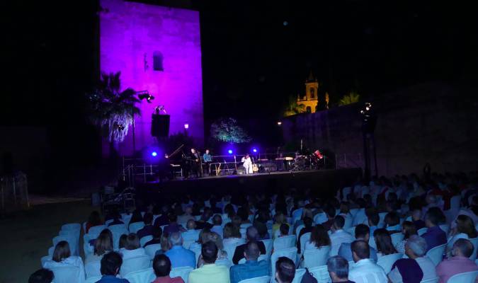 ‘Utrera Ensemble Sonoro’ se estrena en concierto con éxito en el castillo utrerano