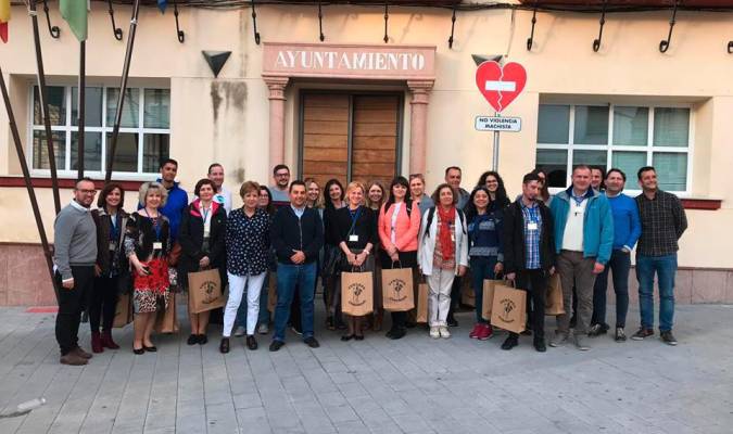 Veinte maestros europeos conocen en Casariche cómo se trabaja en Andalucía