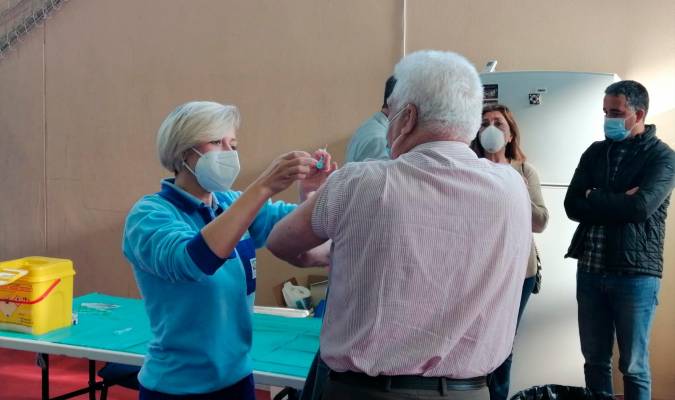 Vacunación contra la COVID en Alcalá del Río (Foto: Ayuntamiento de Alcalá del Río)