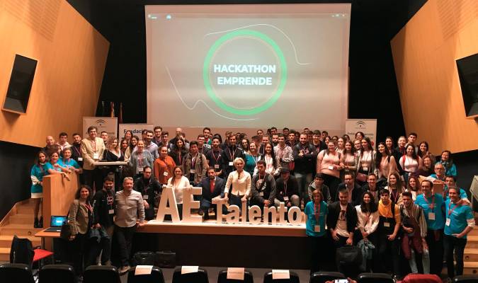 Estudiantes sevillanos de FP compiten por el premio ‘Hackathon Emprende’