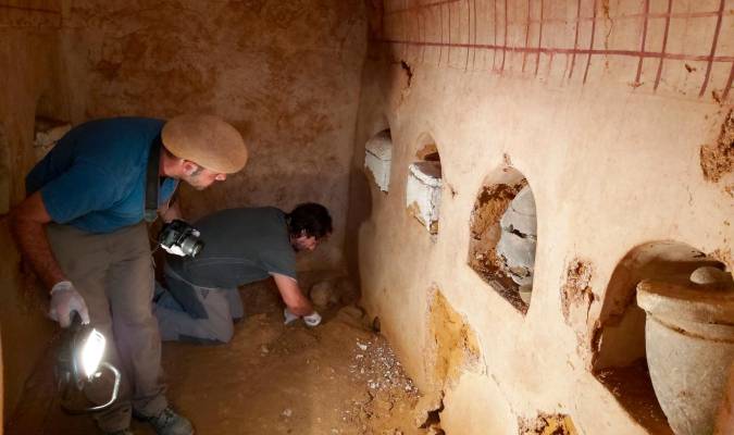 Cámara funeraria de época romana descubierta en Carmona. / El Correo