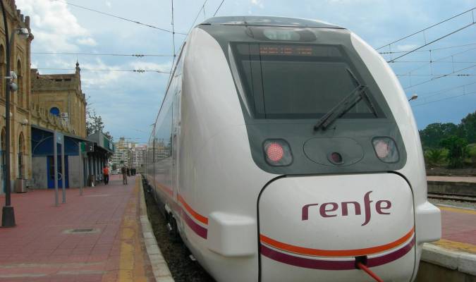 Un avería en la catenaria afecta al tren Huelva-Sevilla