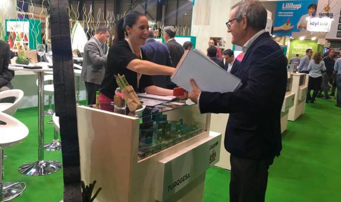 Osuna promociona sus productos ecológicos de Las Turquillas en Fruit Attraction, la Feria Internacional de Frutas y Hortalizas de Madrid