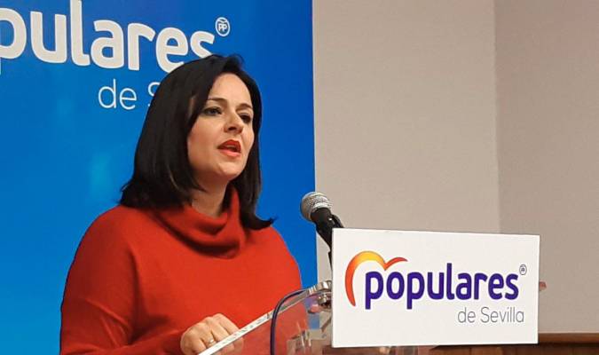 La alcaldesa de El Saucejo rechaza insultos del PP y pide que desaparezcan de la campaña