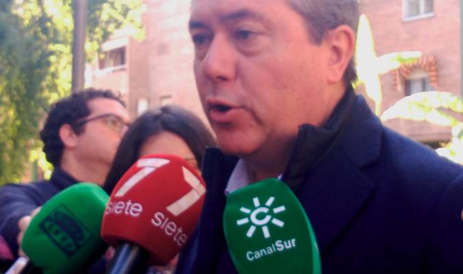 Espadas pide coordinar línea 3 de Metro con la 2 a Sevilla Este