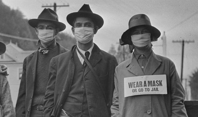  Durante la pandemia provocada por la conocida como ‘gripe española’ se produjo un intenso debate sobre el uso de las mascarillas. 