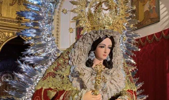 Imagen de Nuestra Señora de la Encarnación de Aznalcázar. Fotos: Hdad. 