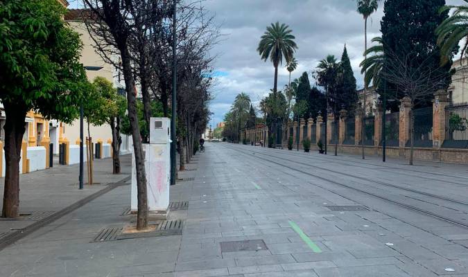 Sevilla se queda desierta para frenar el coronavirus