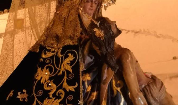 La Virgen de las Angustias luce todo su esplendor en un nuevo 8 de septiembre