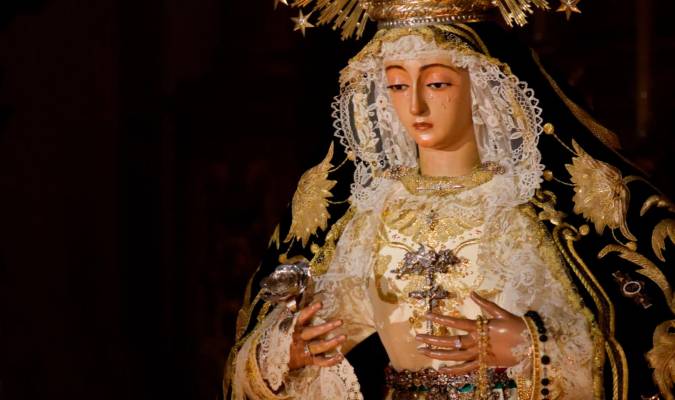 Nuestra Señora de la Soledad, Patrona de Cantillana (Foto: Hermandad de la Soledad de Cantillana)