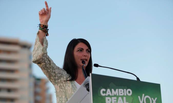 La candidata de Vox a presidir la Junta de Andalucía, Macarena Olona. / Álex Zea