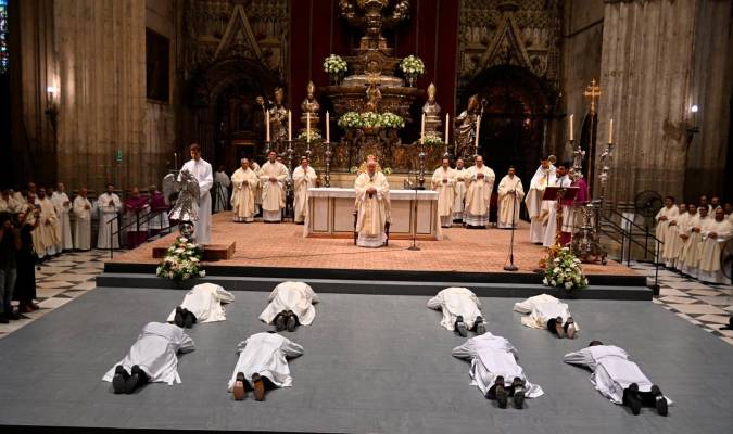La Iglesia de Sevilla tiene cuatro nuevos sacerdotes