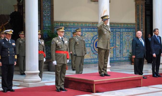 El teniente general Carlos Melero Claudio toma el mando de la Fuerza Terrestre