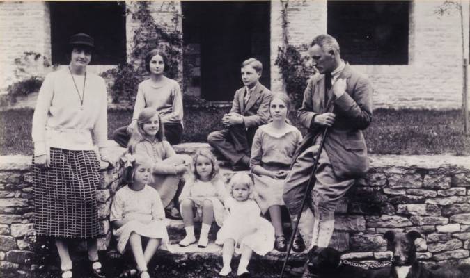La familia Mitford en la década de 1920. / El Correo
