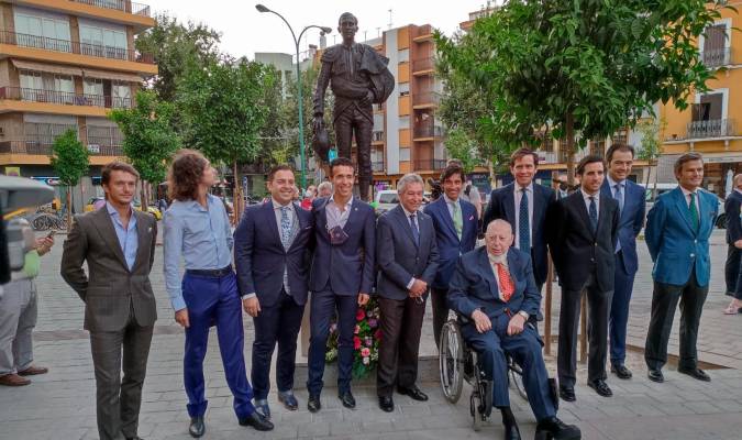 Sevilla salda su deuda con Joselito El Gallo