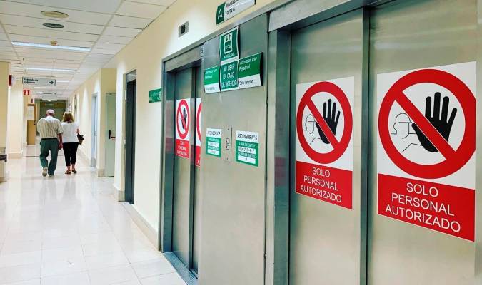 Andalucía sufre la mayor subida de hospitalizados en seis meses