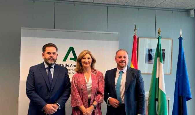 CONCOVI y FENIE muestran su respaldo a la Junta de Andalucía