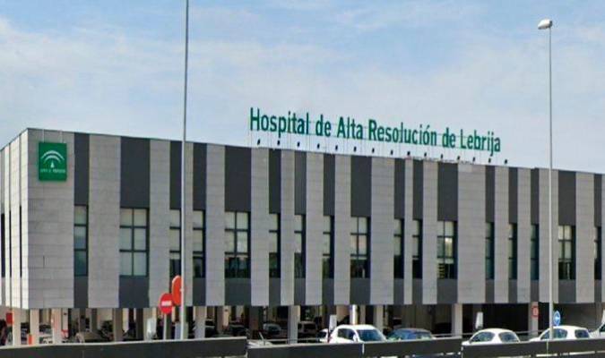Denuncian «falta de personal» en el hospital de Lebrija