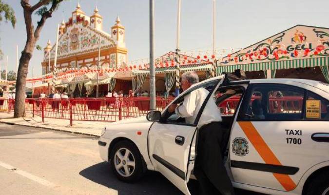 Los taxistas prevén más paradas en la Feria para «atender la demanda»