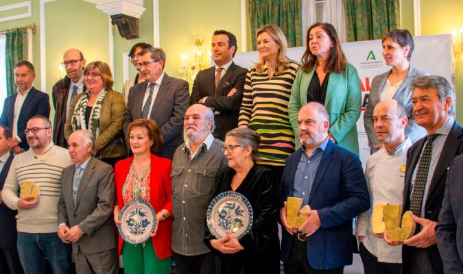 La Academia Andaluza de Gastronomía y Turismo entrega sus distinciones anuales en Sevilla