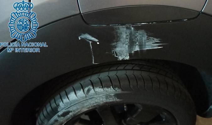 Imagen de algunas daños en el vehículo. / Policía Nacional