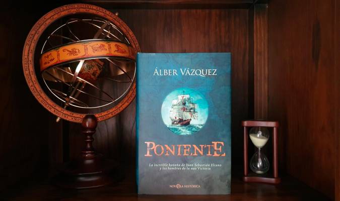 Un ejemplar de ‘Poniente’ de Alber Vázquez. / Fotografía Antonio Puente Mayor