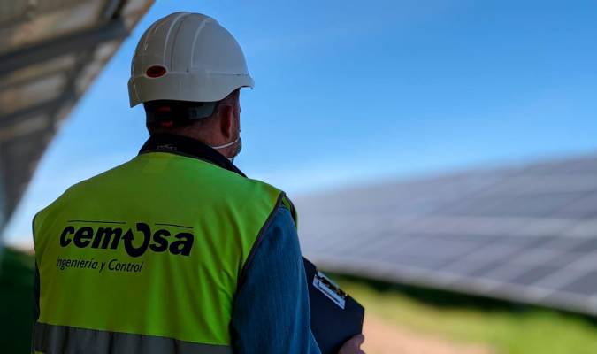 La empresa Cemosa, de servicios de ingeniería y control de calidad, tiene abierta una oferta de empleo para el puesto de coordinación de seguridad y salud en un proyecto fotovoltaico ubicado en Sevilla.