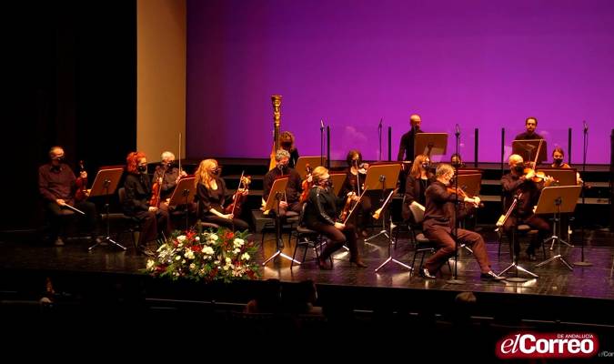 La ROSS ofreció su tradicional concierto de Navidad en el Maestranza