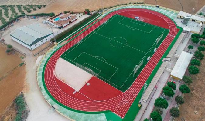 Marchena abre oficialmente sus nuevas pistas de atletismo