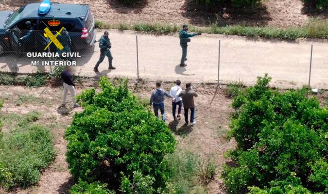 Detenido un narcotraficante huido hace 10 meses, localizado gracias a un dron