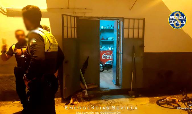 Detenidos en Torreblanca tras ser sorprendidos desvalijando un bar