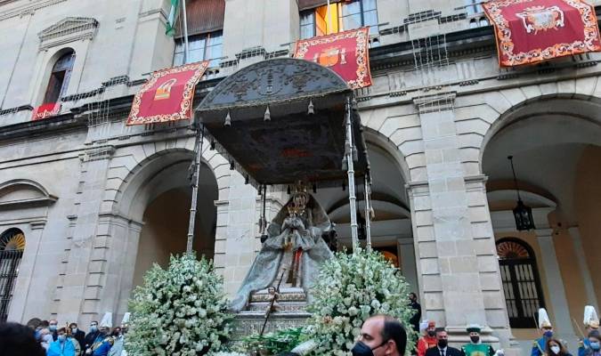 La Virgen de los Reyes en los libros de Sevilla 
