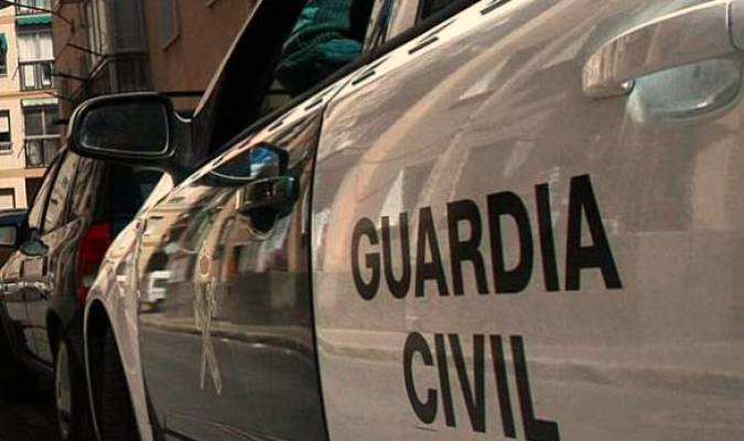 Imagen de archivo de un vehículo de la Guardia Civil. / El Correo