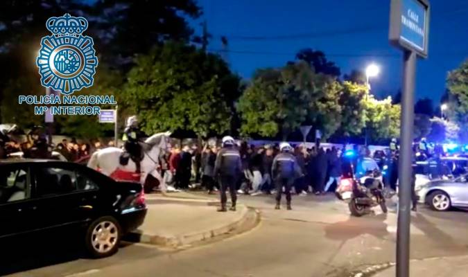 La Policía impide nuevos enfrentamientos entre ultras del Sevilla y del West Ham