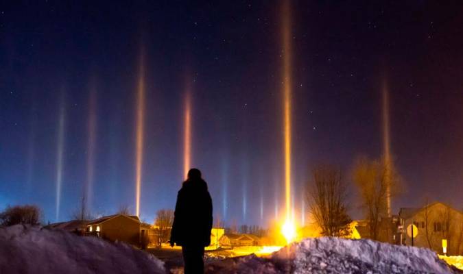 El misterio de los «Pilares de luz» en Rusia: no es paranormal sino un fenómeno natural