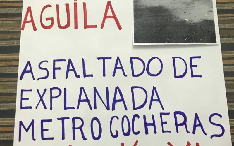 Pancartas de quejas que exhiben ya algunos comercios del barrio La Plata. Fotos: El Correo. 