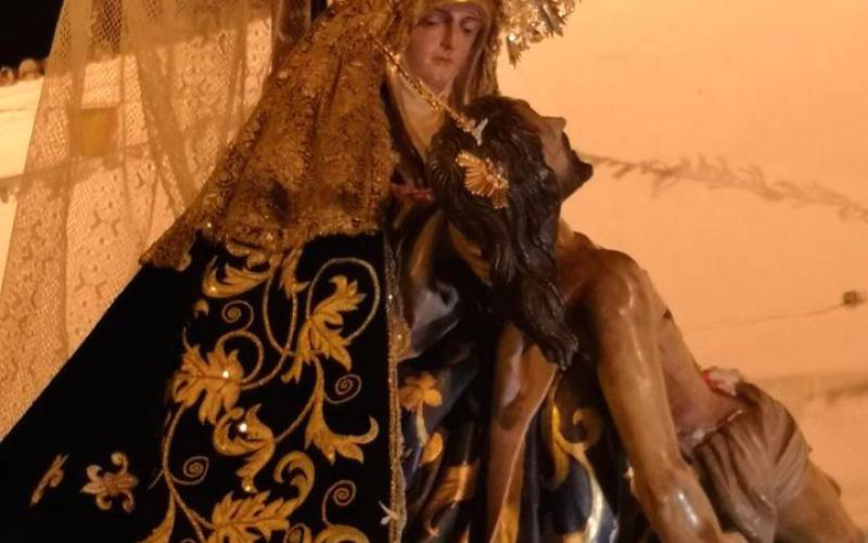 La Virgen de las Angustias luce todo su esplendor en un nuevo 8 de septiembre